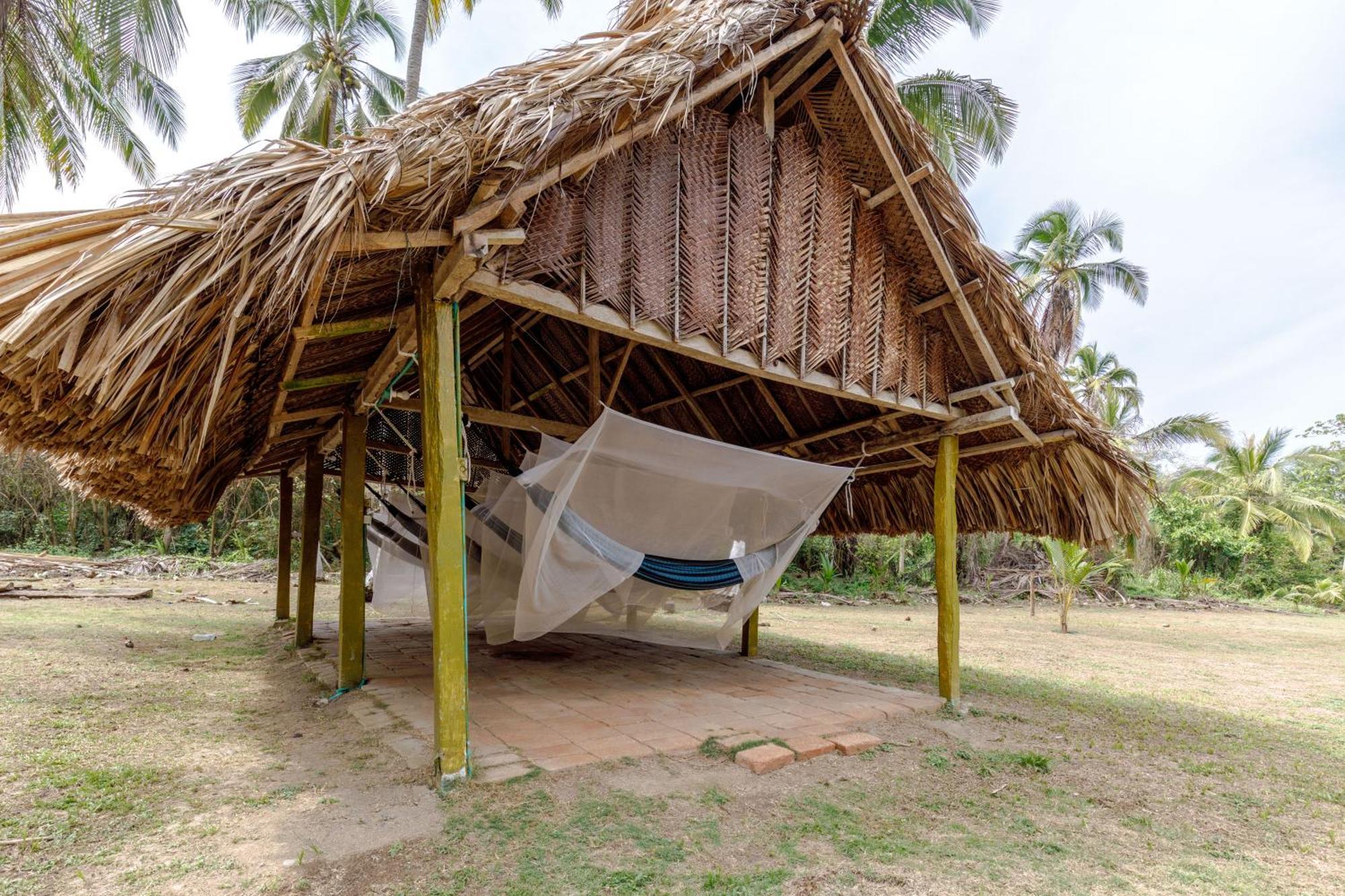 Casa De Campo Castillete Dentro Del Parque Tayrona El Zaino Oda fotoğraf